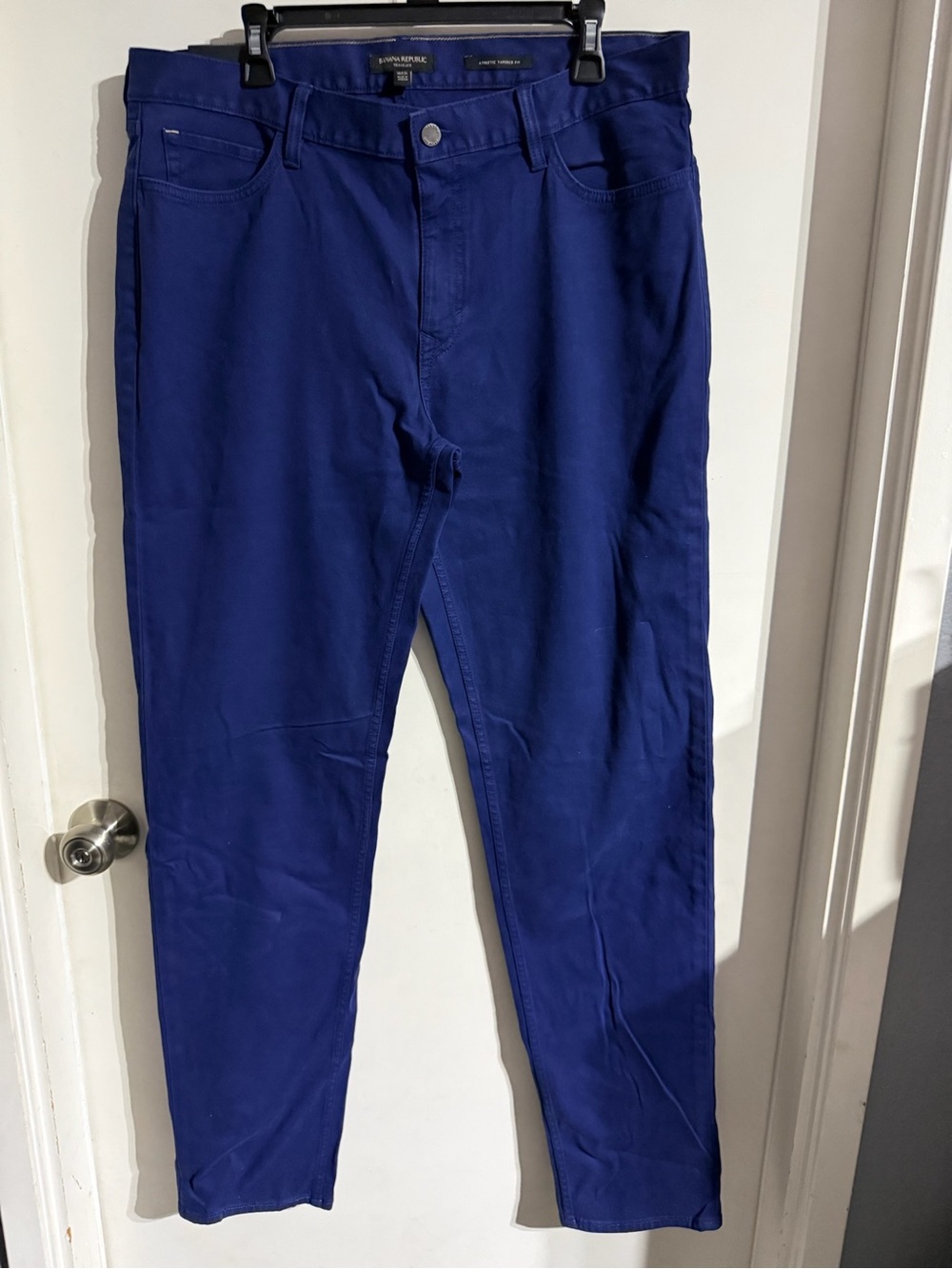 BNWT Men’s Banana Republic Traveler Athletic Tapered Fit Jeans Size 36X36
